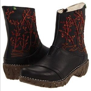 El Naturalista boots